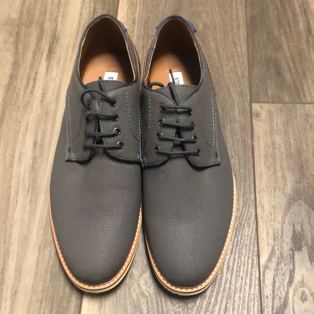Steve Madden men’s shoes never worn